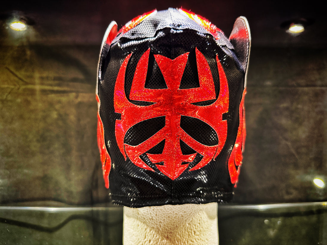 Xtreme Tiger - BLK/RED Semi Mask