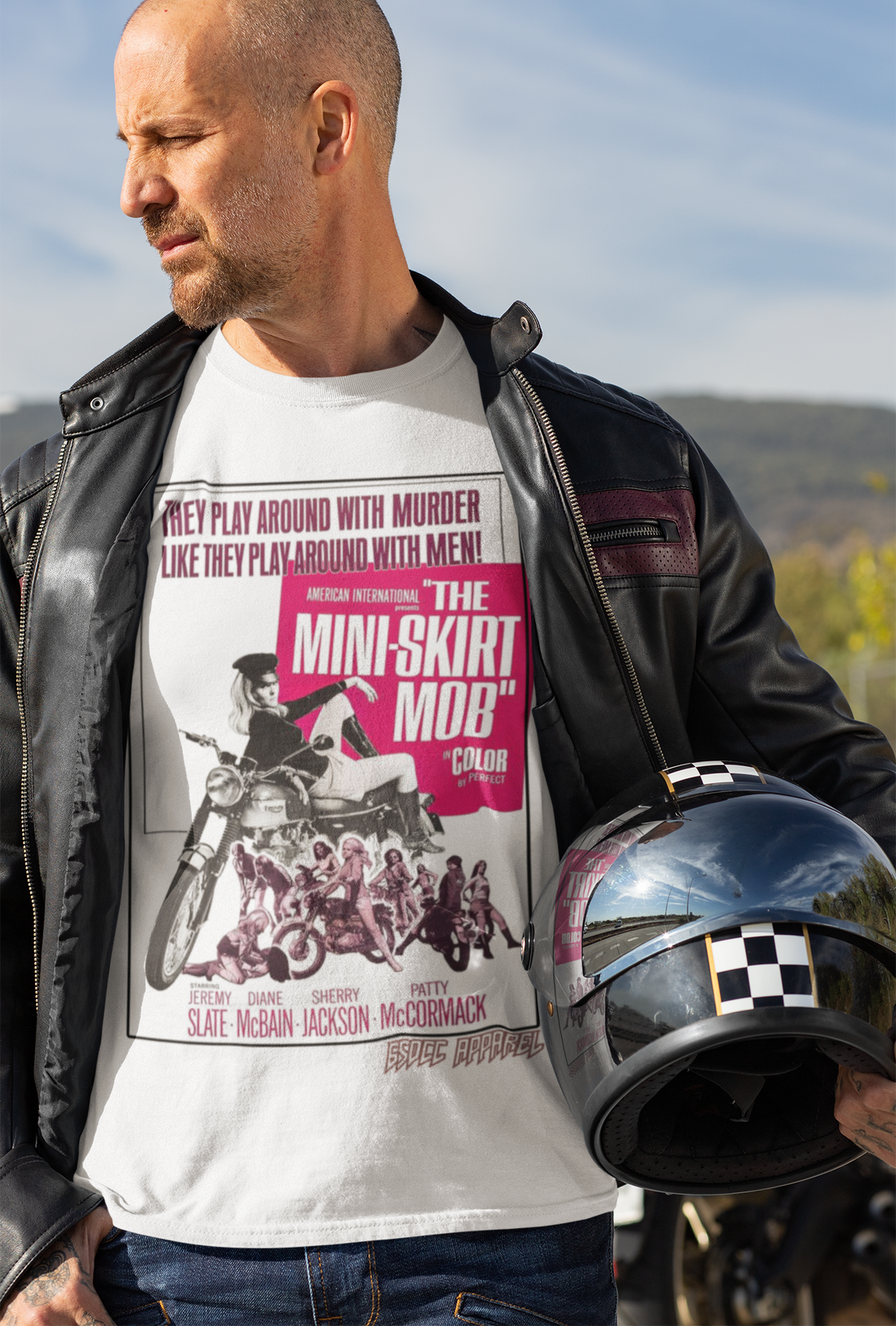 THE MINI SKIRT MOB 650CCWhite t-shirt